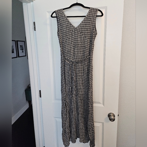 Afends Asta- Seersucker Maxi Dress - Picture 3 of 13